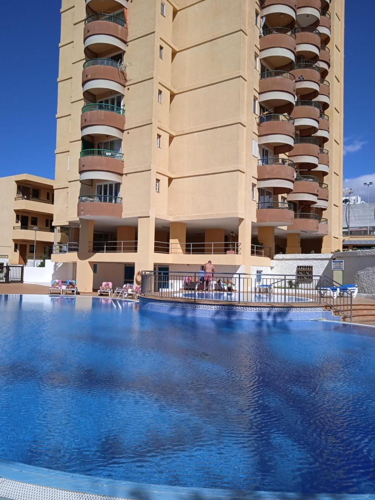 Firstline Apartment Los Cristianos Arona  Exterior photo